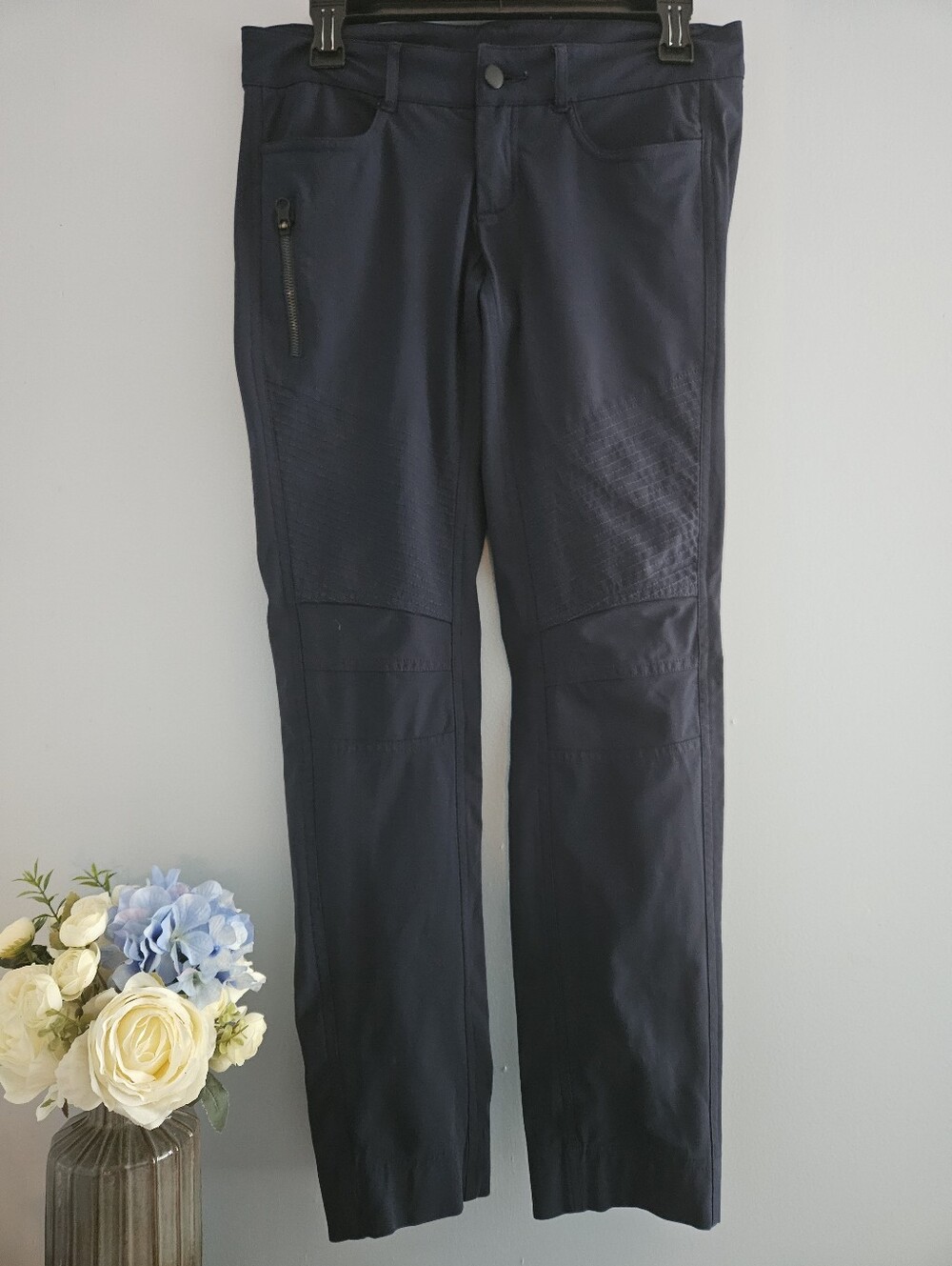 Lululemon Navy Skinny Pants